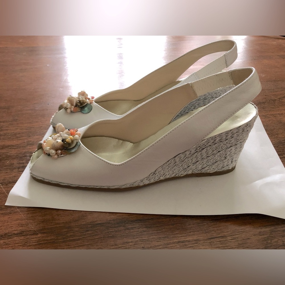 Roberto Capucci white sandals
